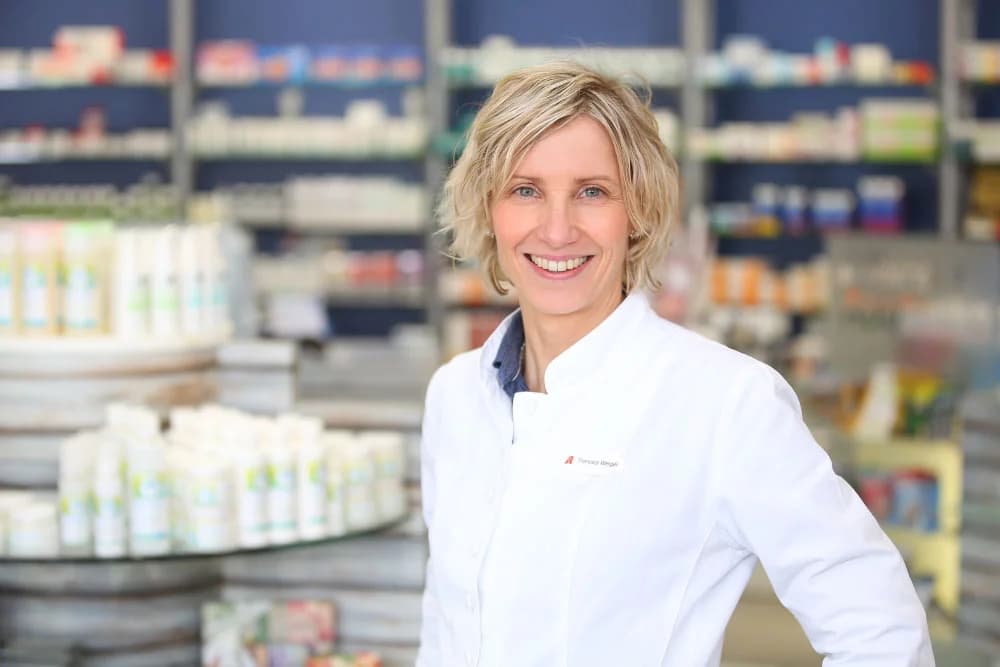 Theresia Weigel, Apothekerin